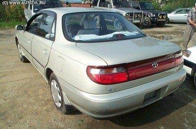 toyota_carina_1437.jpg