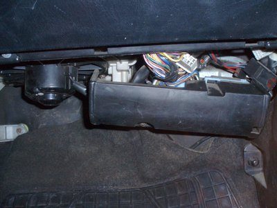 под бардачком-3.JPG