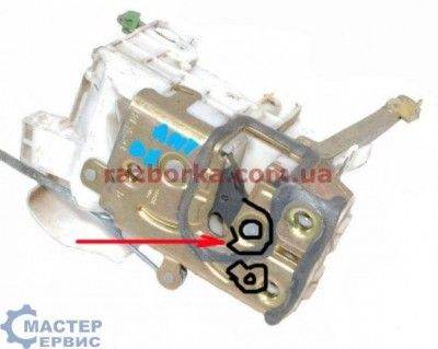 zamok_dveri_prav_pered_elektr_toyota_avensis_97-03.jpg